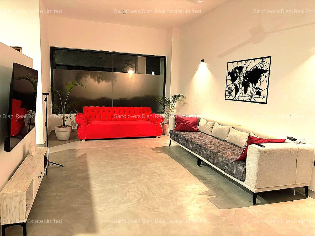 3 Bed Villa with En Suite in Diani - 1