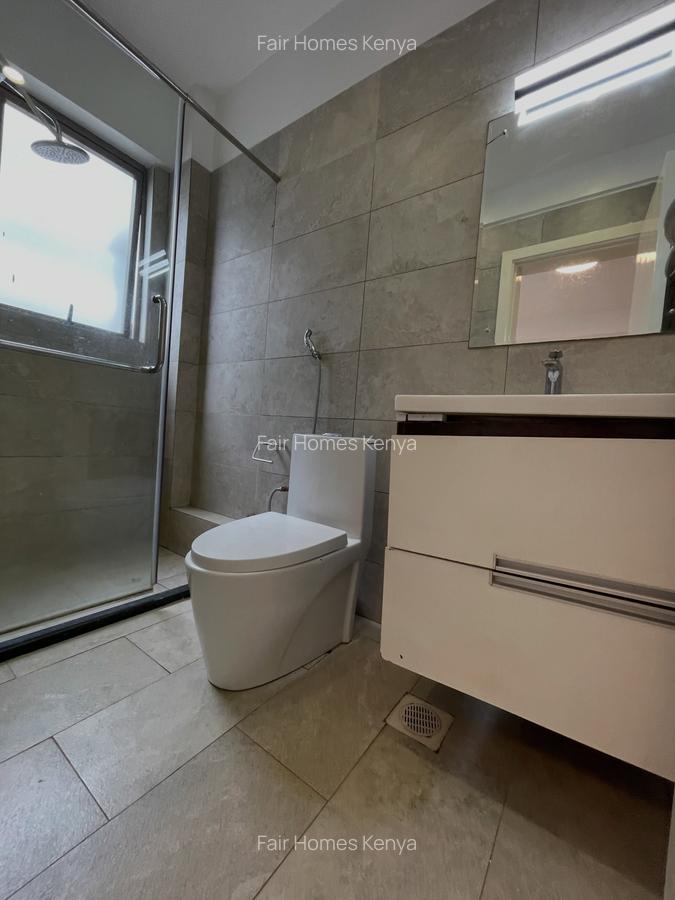 4 Bed Apartment with En Suite at Hatheru Road - 9