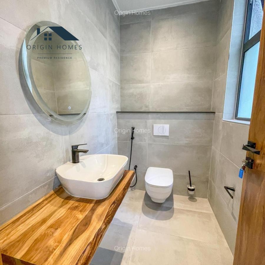 4 Bed Apartment with En Suite at Peponi Road - 8