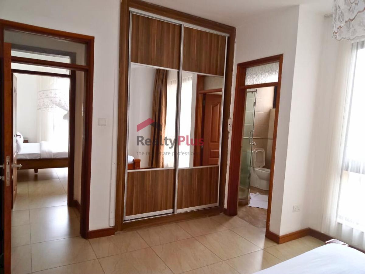 Serviced 2 Bed Apartment with En Suite in Kilimani - 8