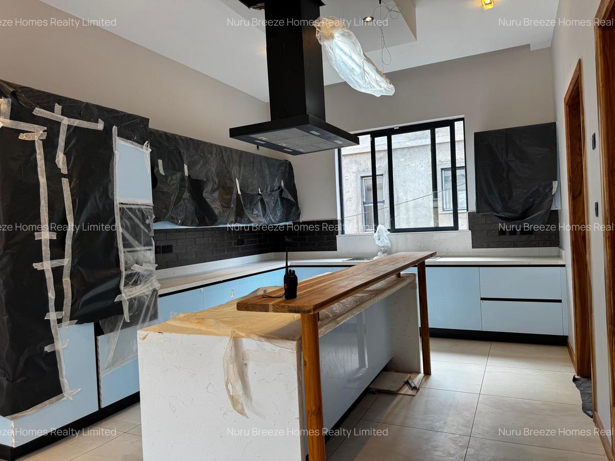 4 Bed Villa with En Suite in Loresho - 3