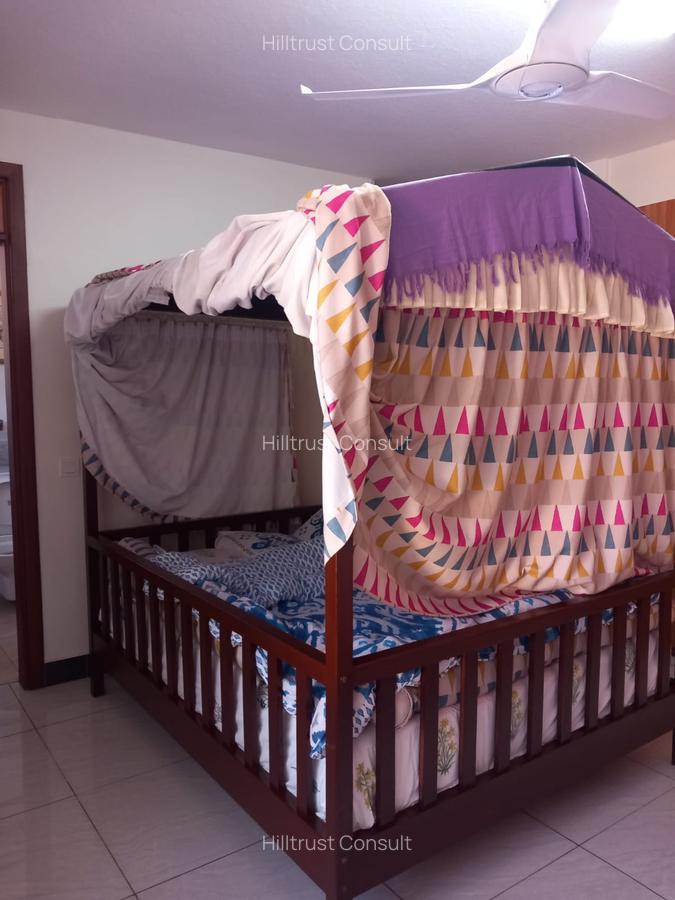 5 Bed Villa with En Suite in Lavington - 3