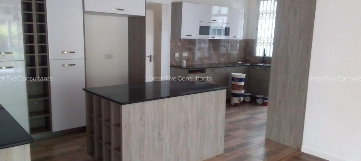 4 Bed Villa with Staff Quarters in Kitisuru - 13