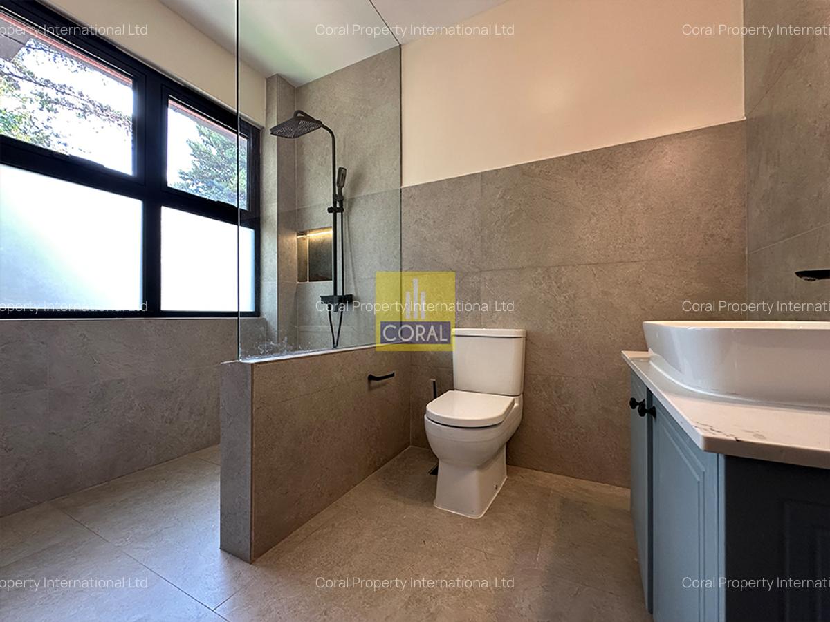 5 Bed House in Runda - 15