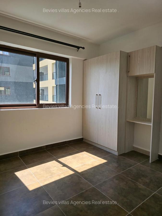 1 Bed Apartment with En Suite at Westlands - 5