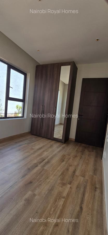 5 Bed Townhouse with En Suite at Lavington Green - 6