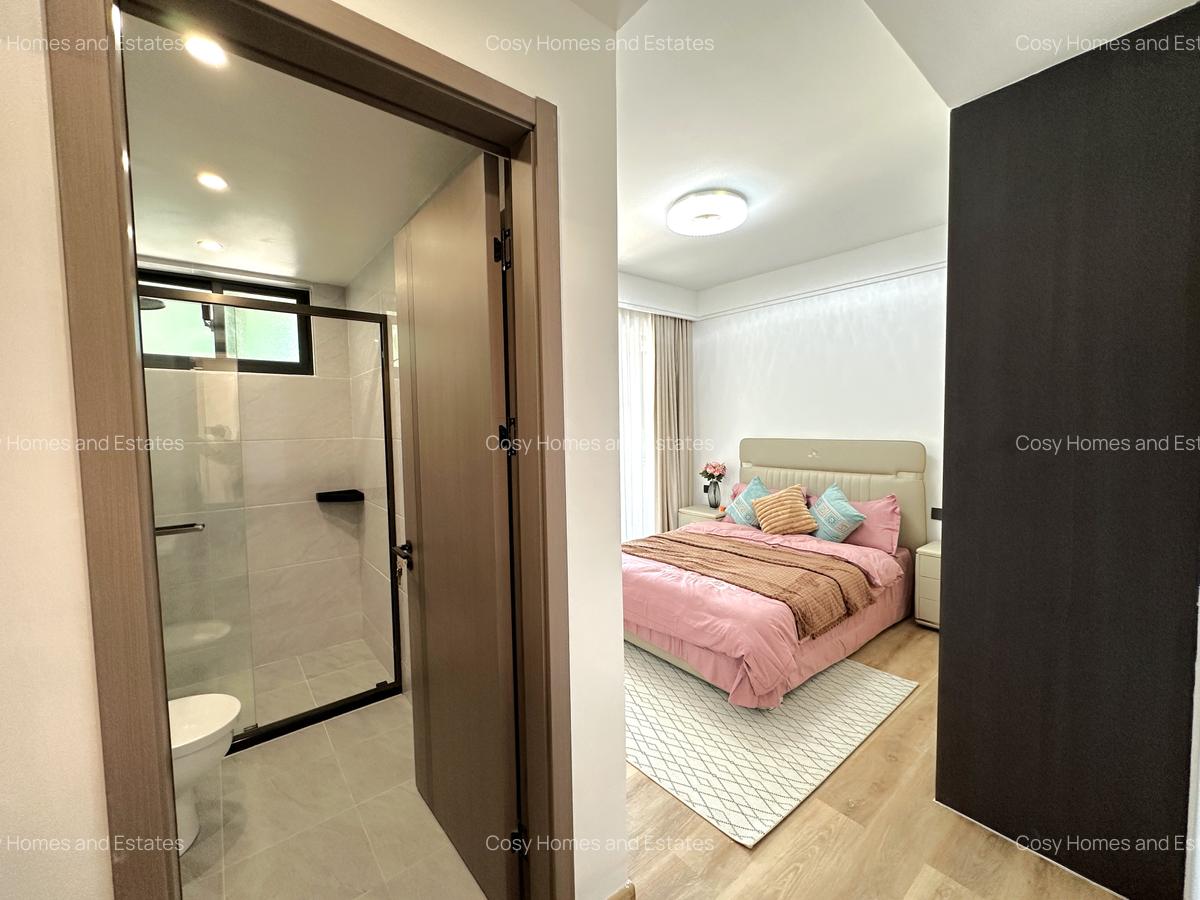 3 Bed Apartment with En Suite at Lavington - 12