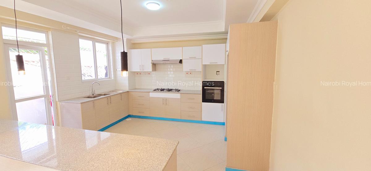 3 Bed Apartment with En Suite at Lavington Hatheru - 20