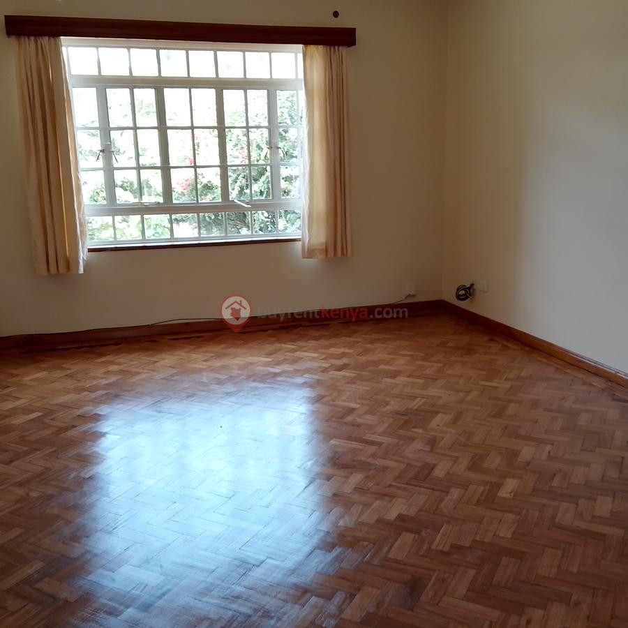 2 Bed House with En Suite at Hardy Area - 12