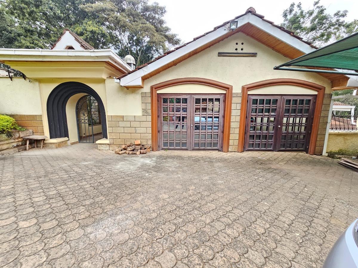 4 Bed House with En Suite in Muthaiga - 2