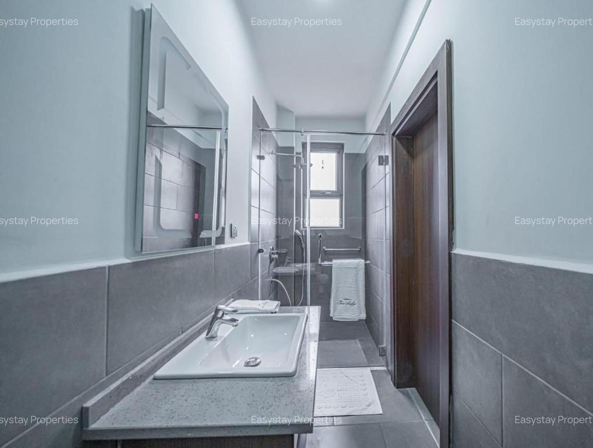 Serviced 3 Bed Apartment with En Suite in Spring Valley - 9