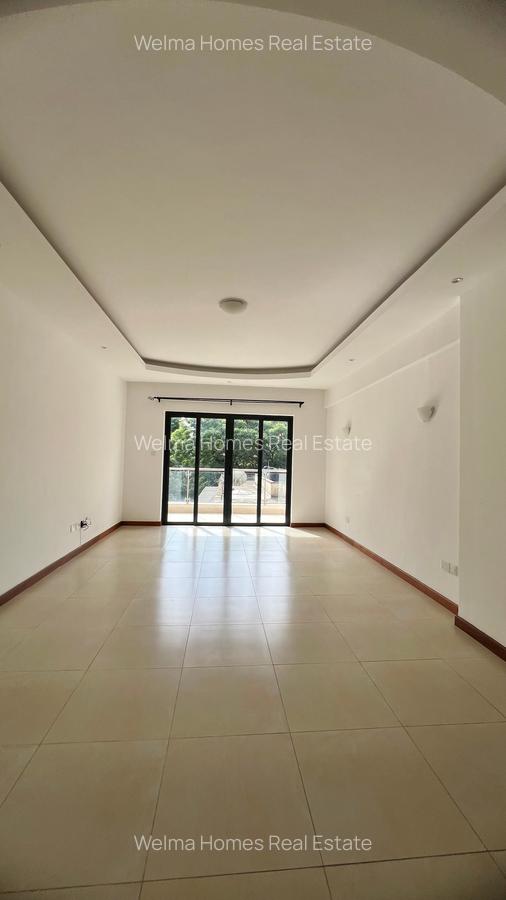 2 Bed Apartment with Swimming Pool at Lantana Road - 3