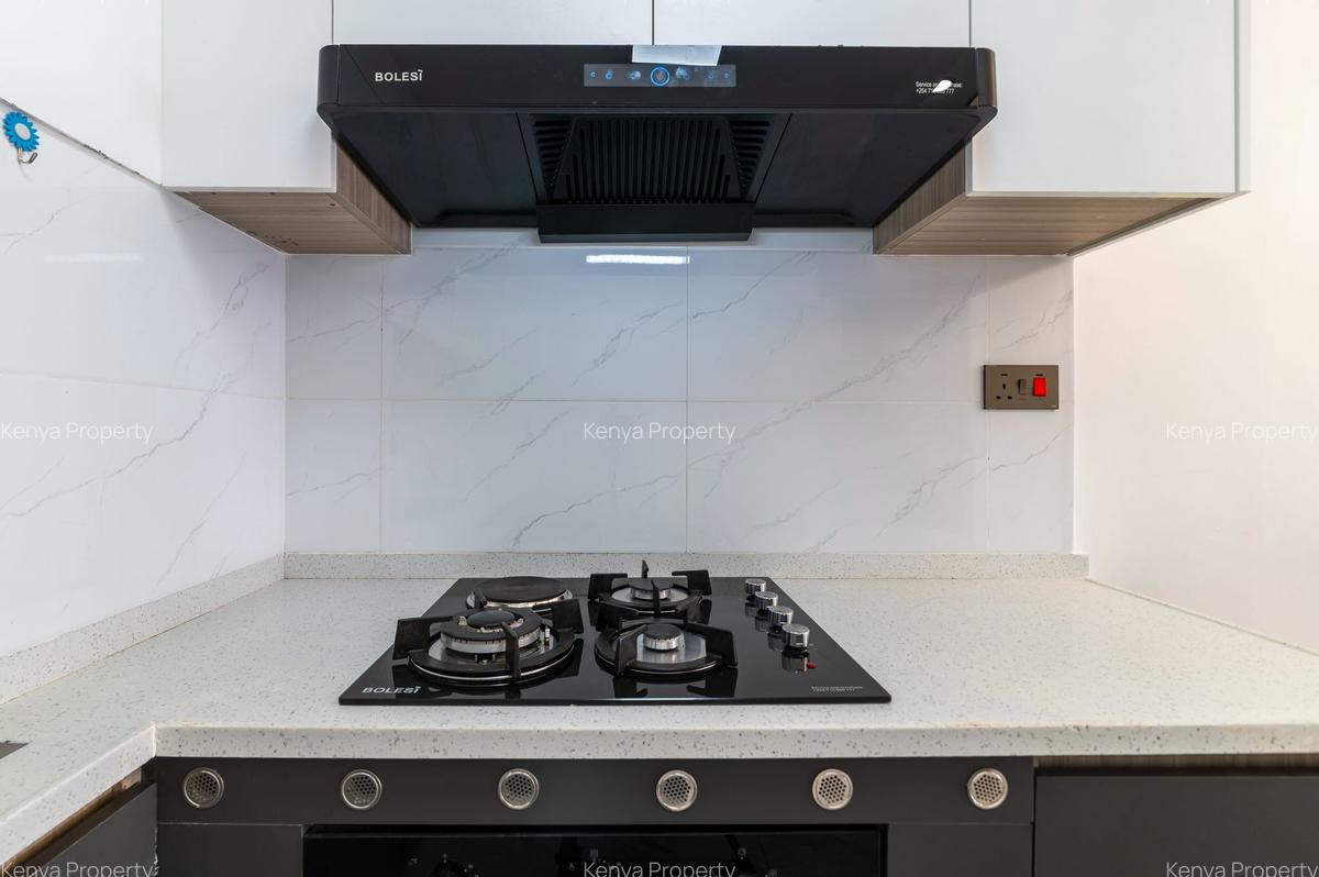 2 Bed Apartment with Swimming Pool in Kilimani - 6