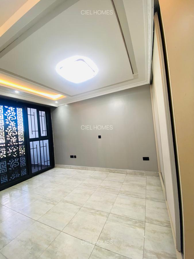 4 Bed Villa with En Suite at Eastern Bypass - 13