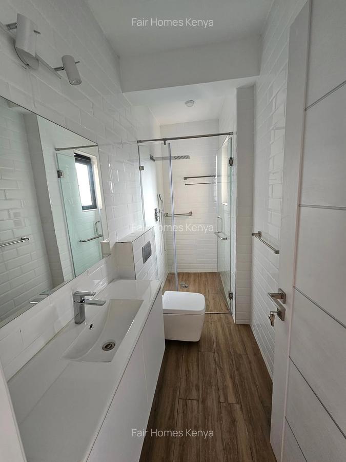 3 Bed Apartment with En Suite at Othaya Road - 6