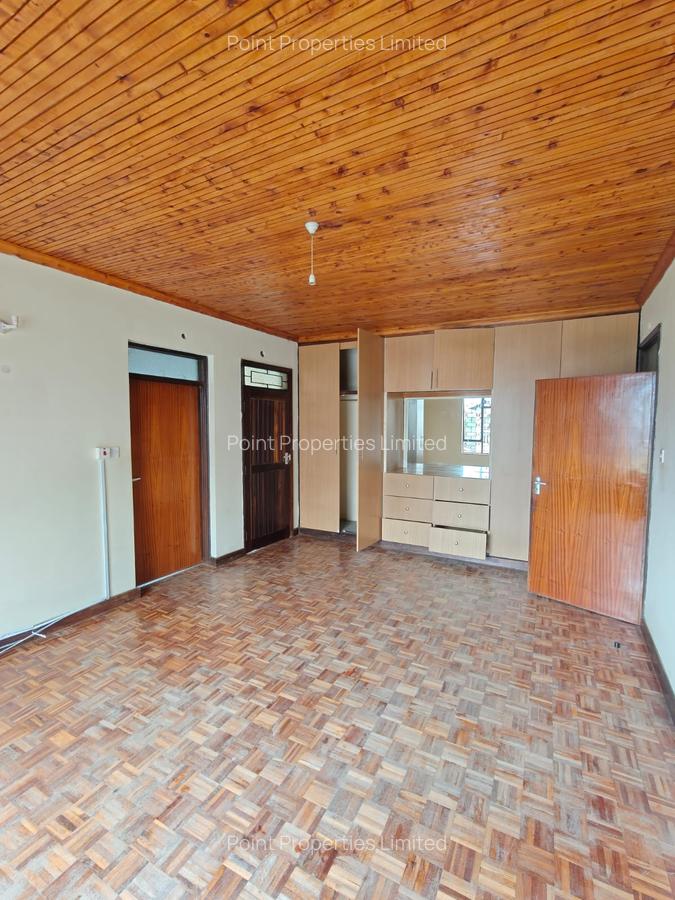 6 Bed Villa with En Suite in Karen - 16