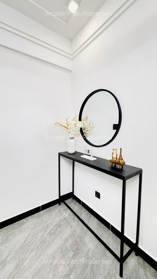 Serviced 1 Bed Apartment with En Suite in Lavington - 6