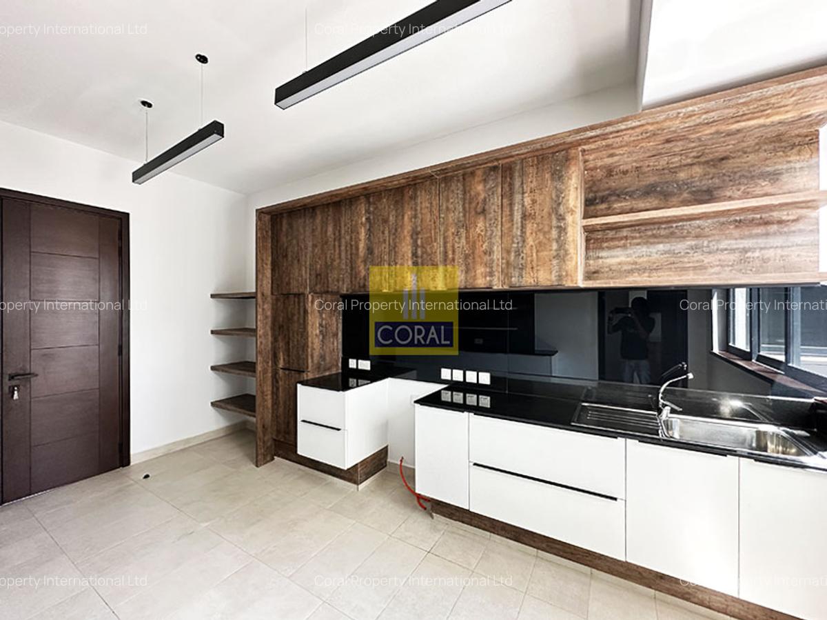 5 Bed Apartment with Swimming Pool in Westlands Area - 4