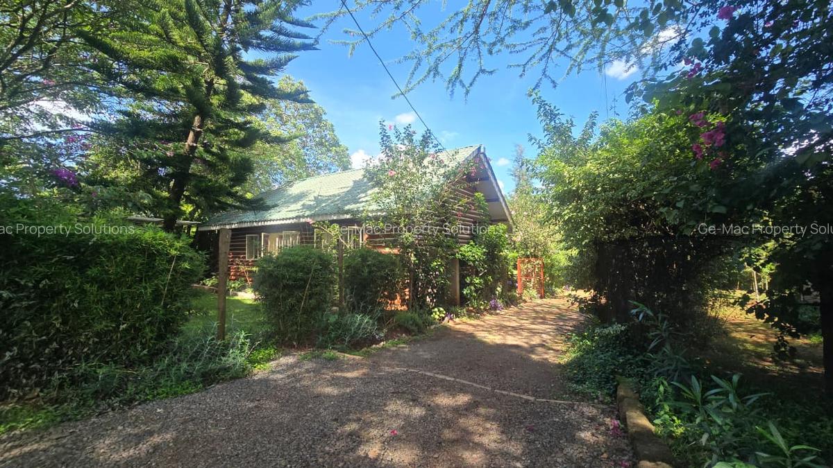 2 Bed House with En Suite in Ridgeways - 3