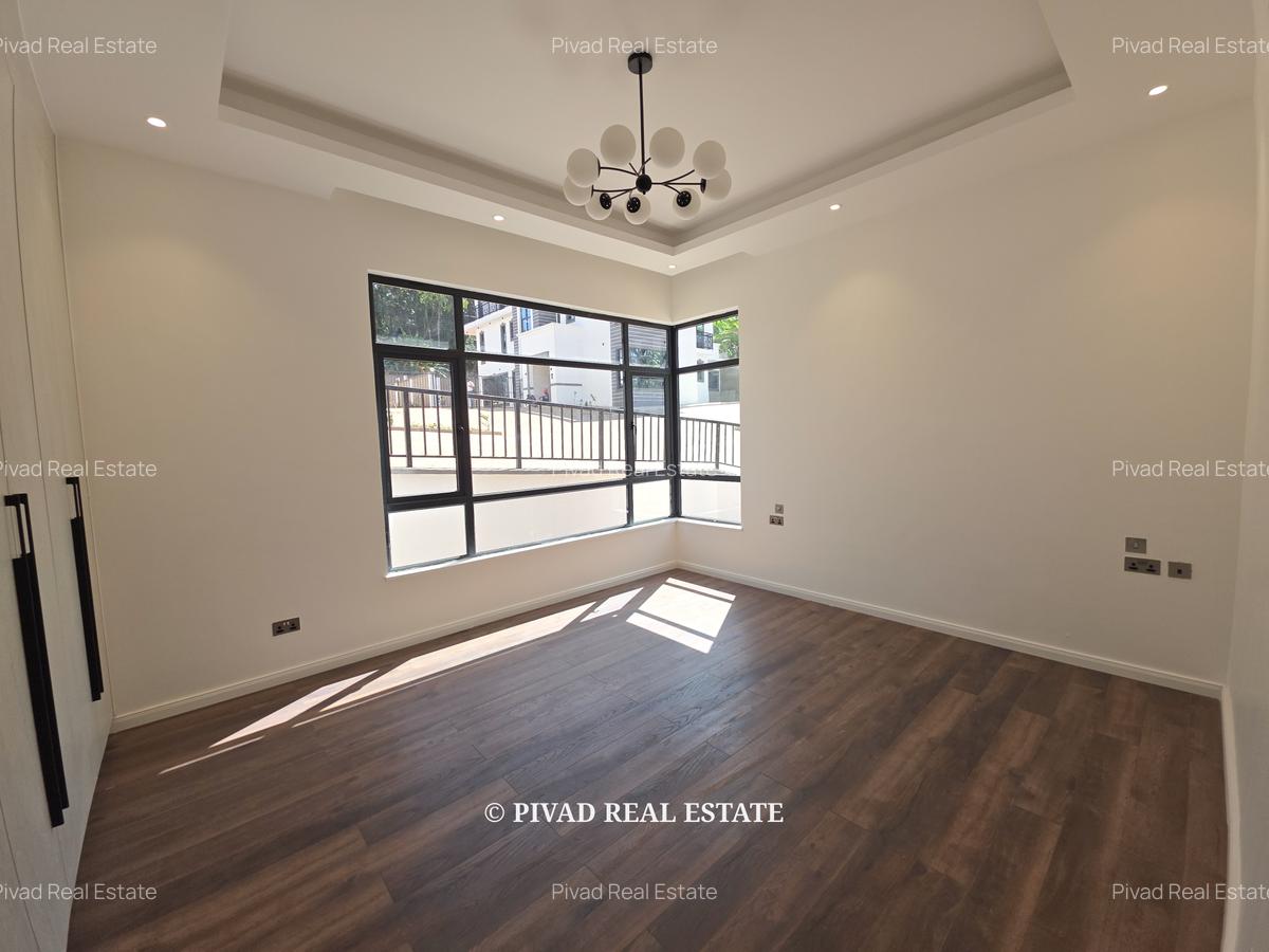 5 Bed Townhouse with Swimming Pool in Lavington - 15