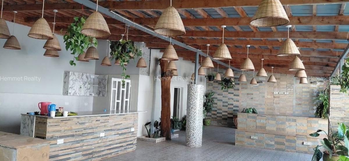 5 Bed House with En Suite in Runda - 8