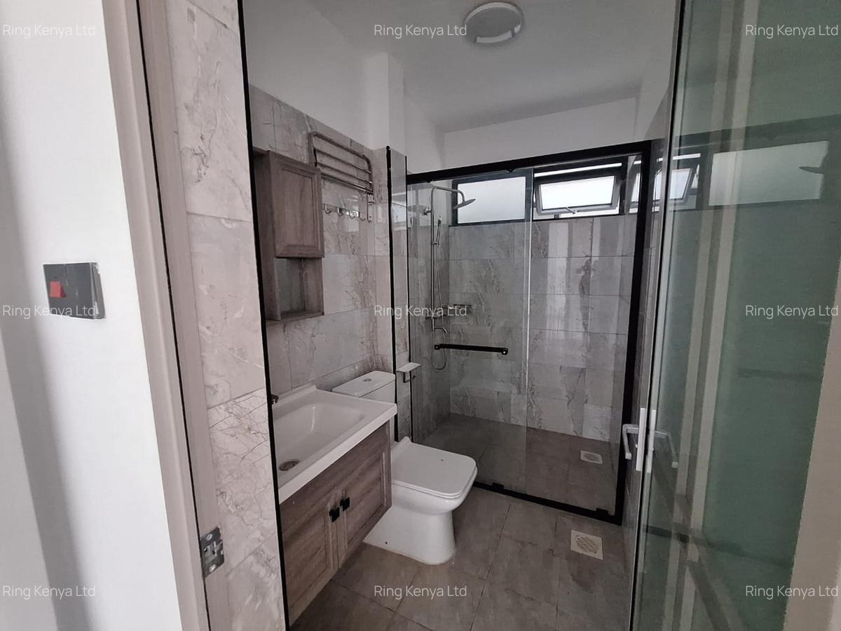 2 Bed Apartment with En Suite in Kilimani - 4