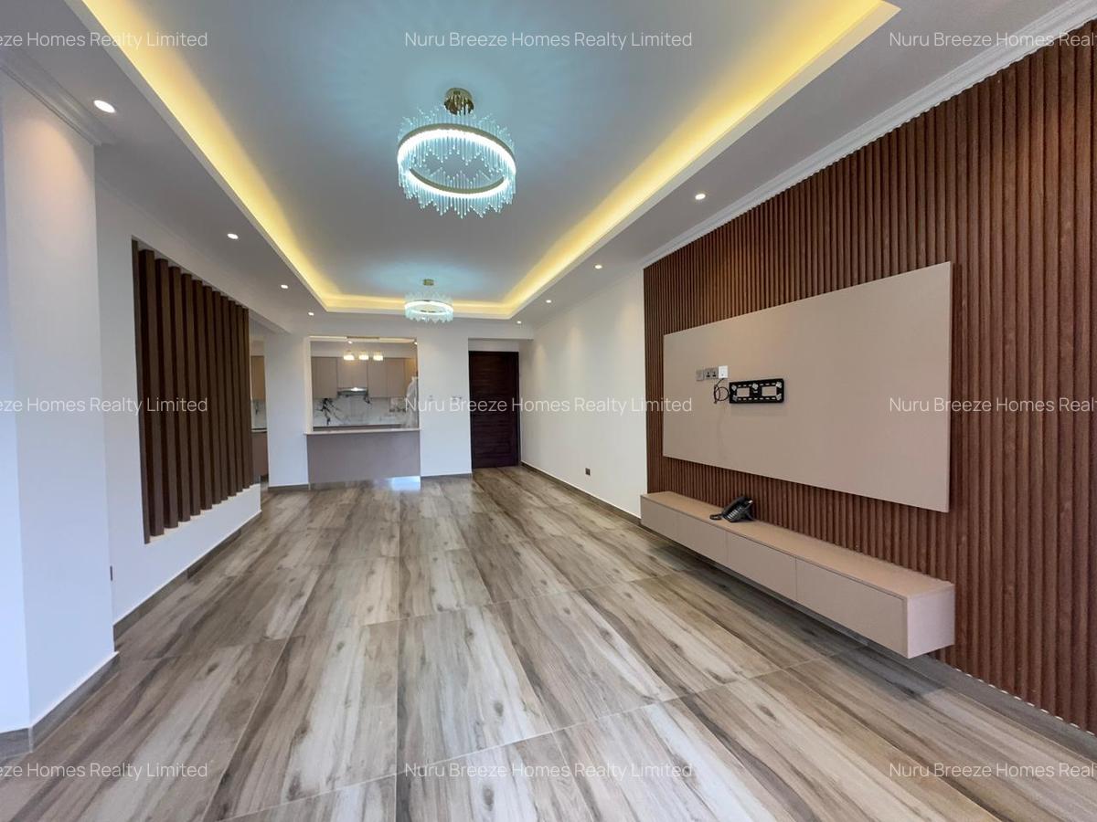 2 Bed Apartment with En Suite in Brookside - 5