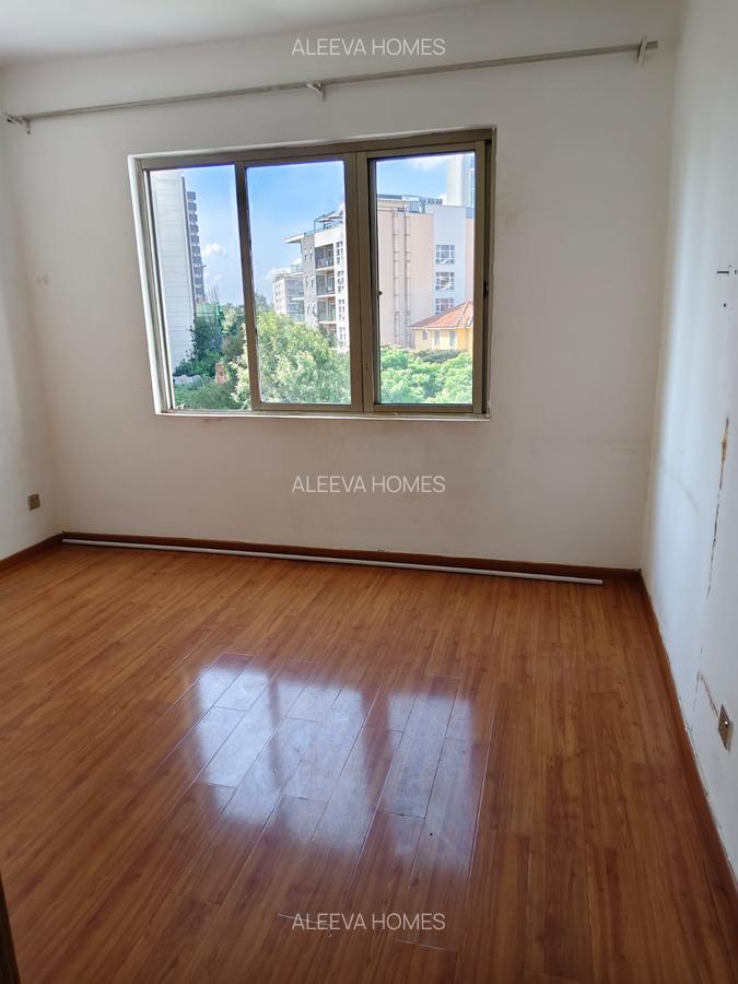 3 Bed Apartment with En Suite in Kileleshwa - 10