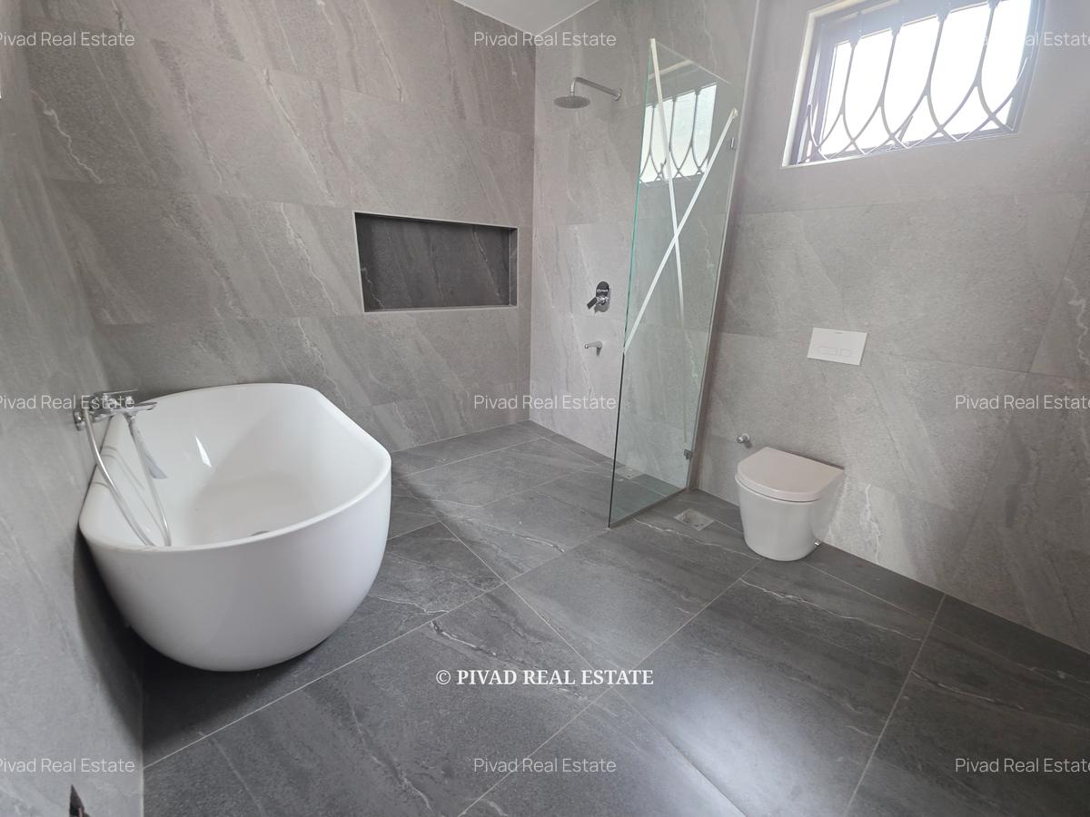 5 Bed House with Swimming Pool in Loresho - 9