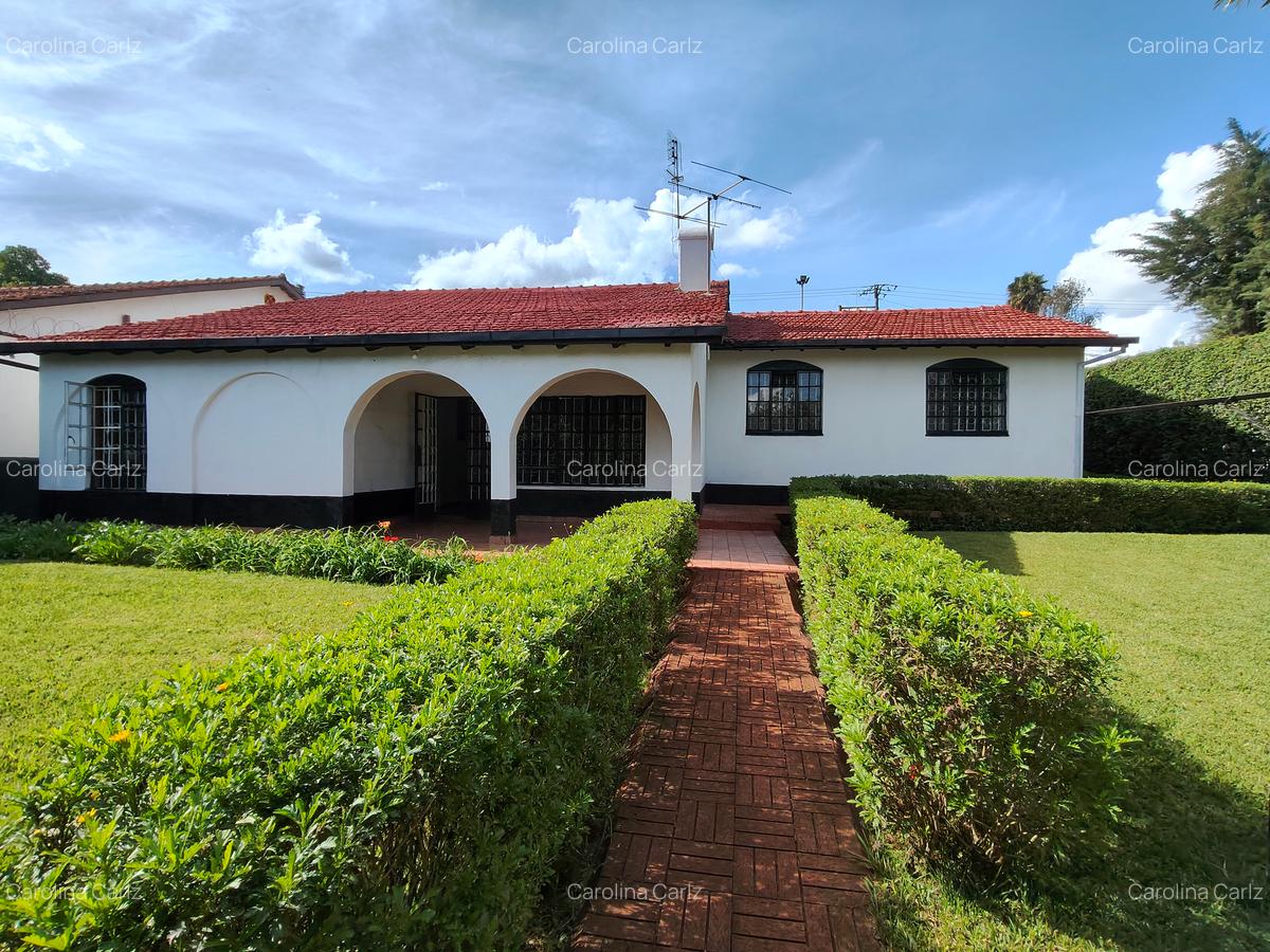 4 Bed House with En Suite at Loresho - 2
