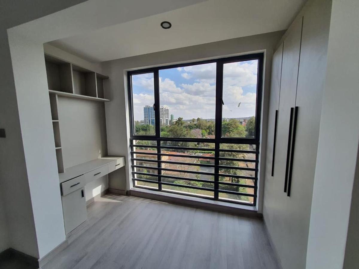 3 Bed Apartment with En Suite at Muringa Road - 12