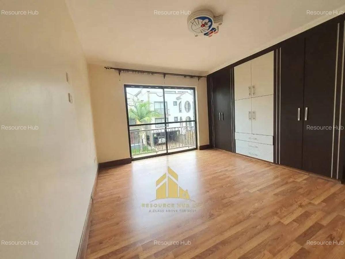 4 Bed Townhouse with Swimming Pool at Off Brook House Drive - 10