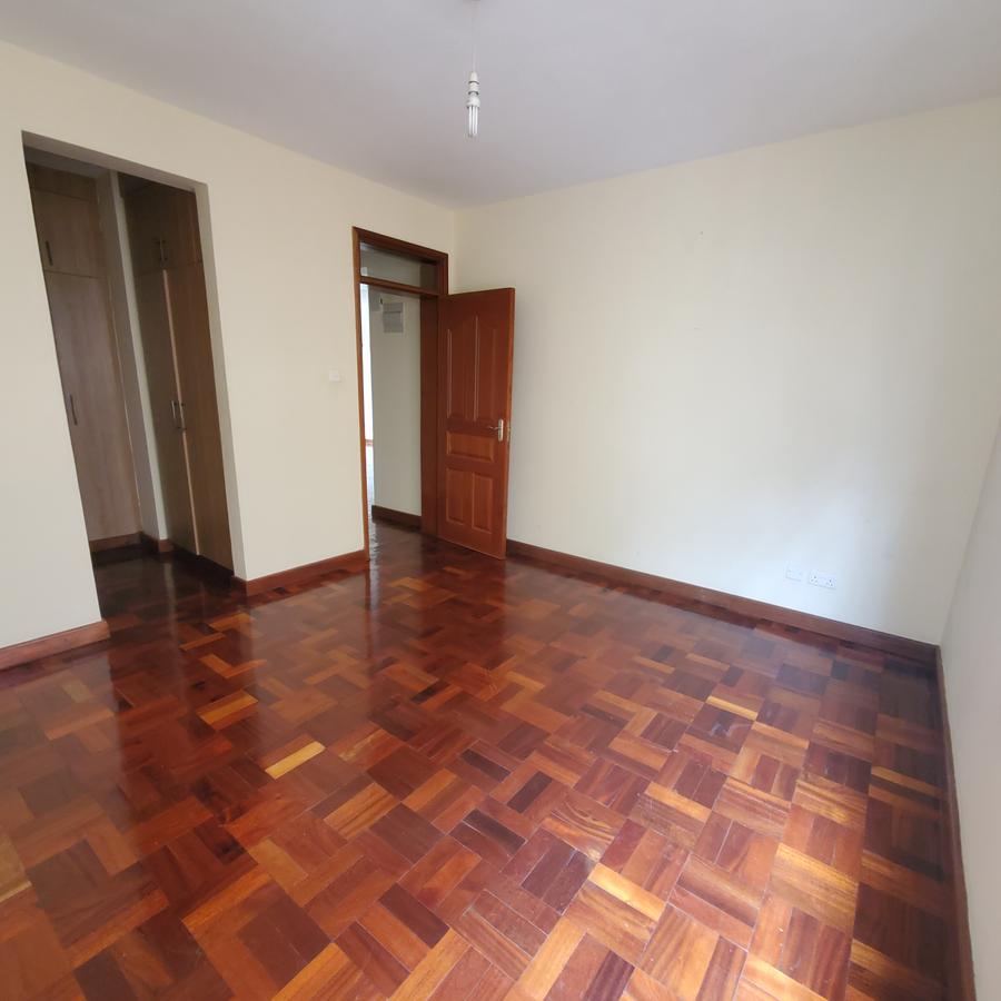 2 Bed Apartment with En Suite at Riverside Drive - 7