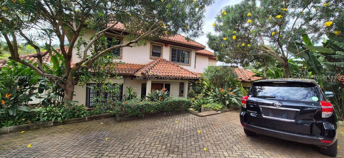 4 Bed House with En Suite in Runda - 1