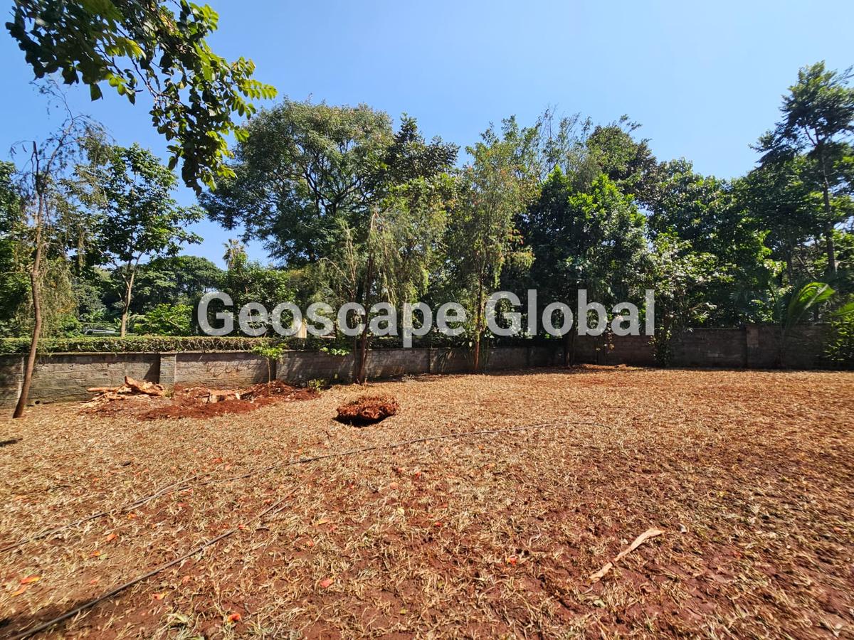 5 Bed House with En Suite in Runda - 5
