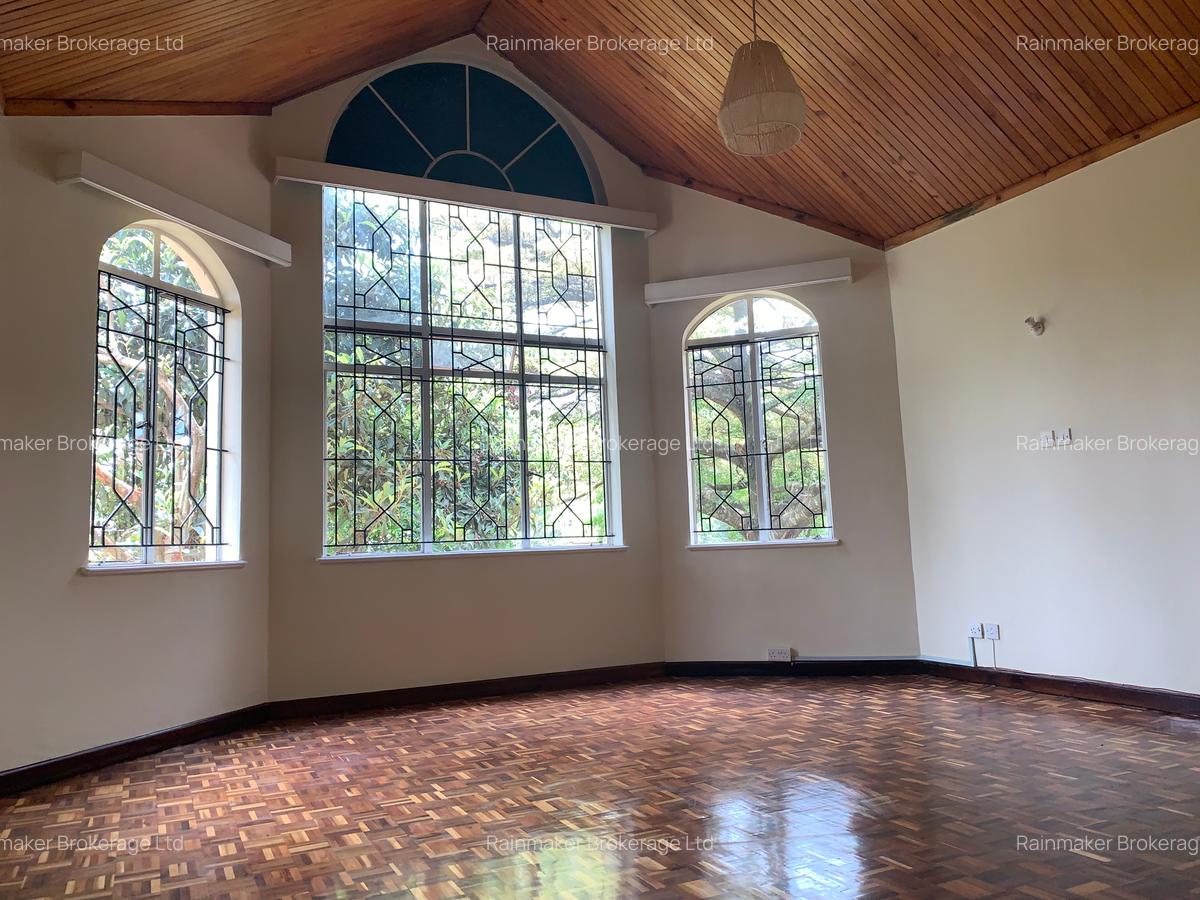 5 Bed House with En Suite in Gigiri - 9