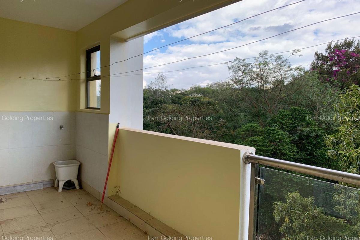 4 Bed Apartment with En Suite in Westlands Area - 6