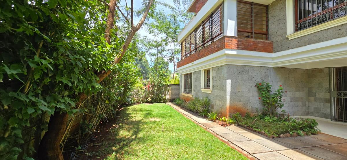 5 Bed House with En Suite in Spring Valley - 3