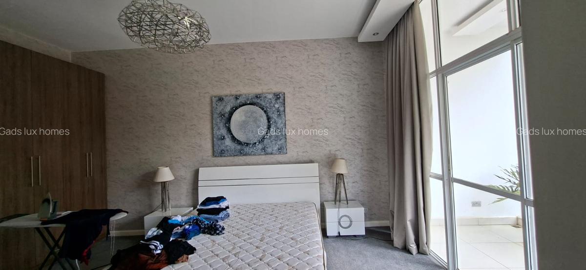 4 Bed Villa with En Suite at Spring Valley - 18