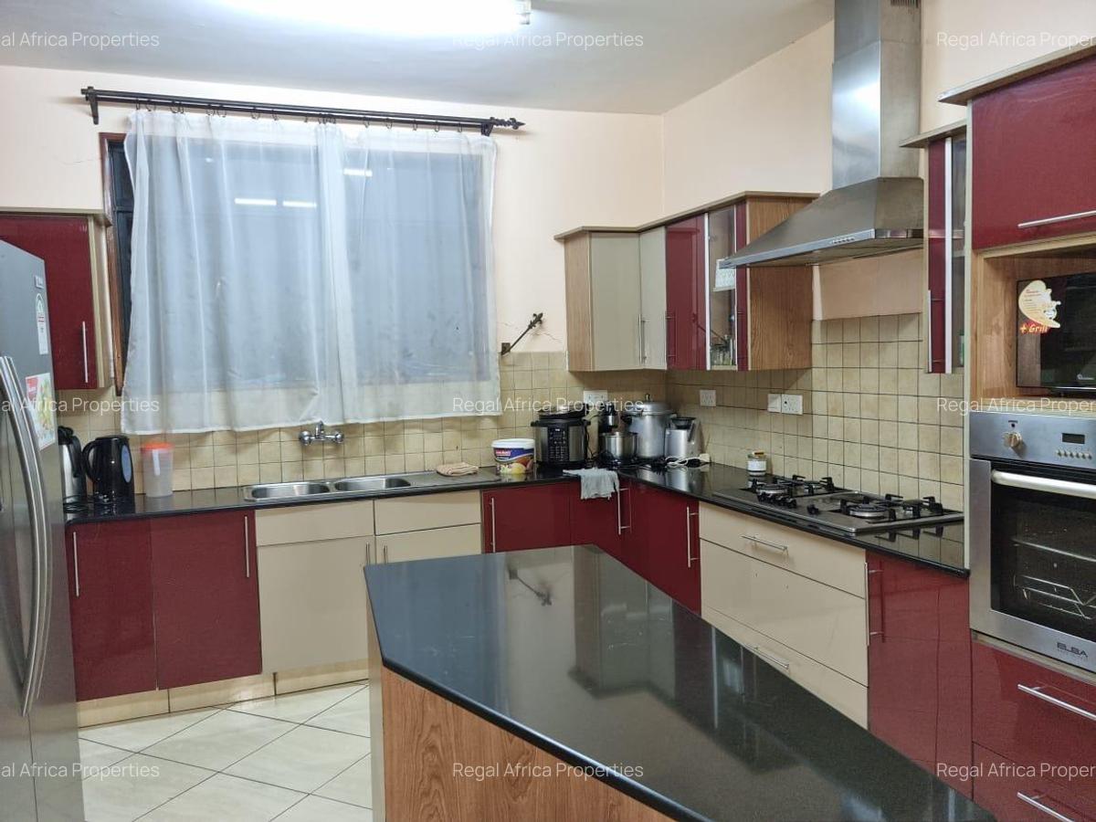 4 Bed House with En Suite in Karen - 6