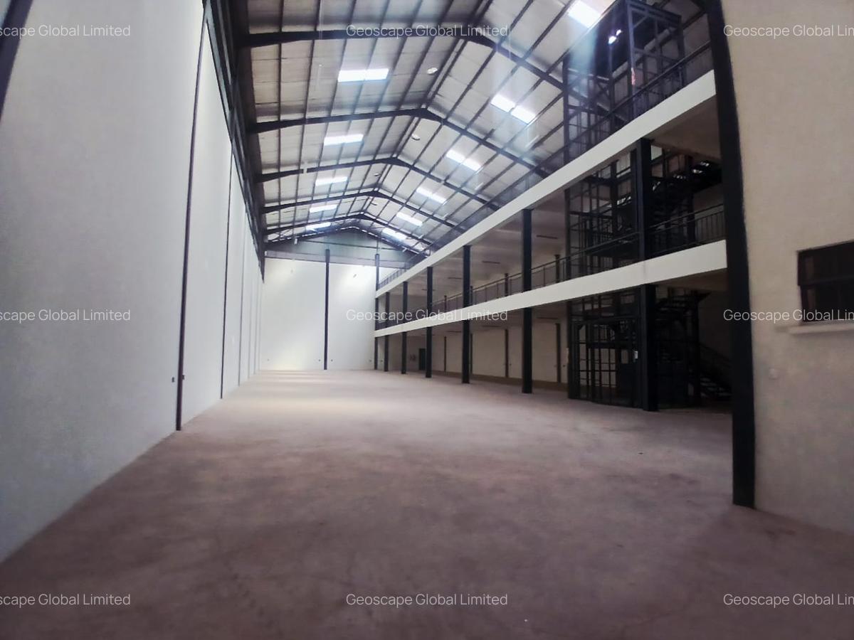 16,000 ft² Warehouse with Backup Generator in Embakasi - 11
