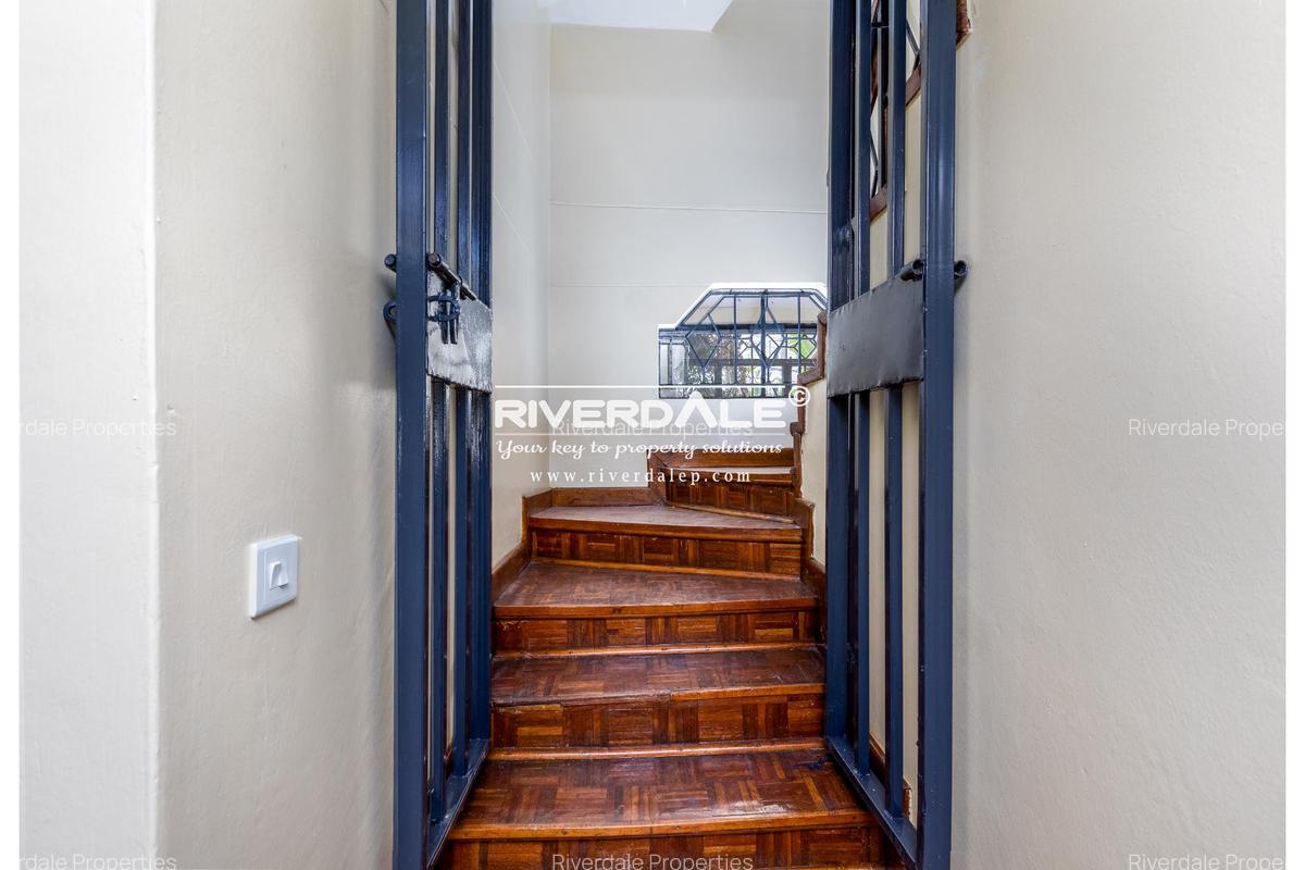 3 Bed Townhouse with En Suite in Parklands - 12
