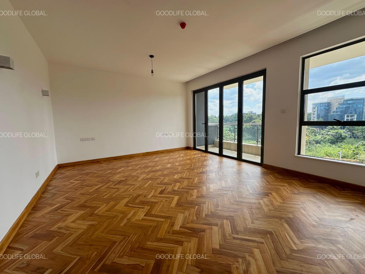 4 Bed Apartment with En Suite at Rosslyn - 9