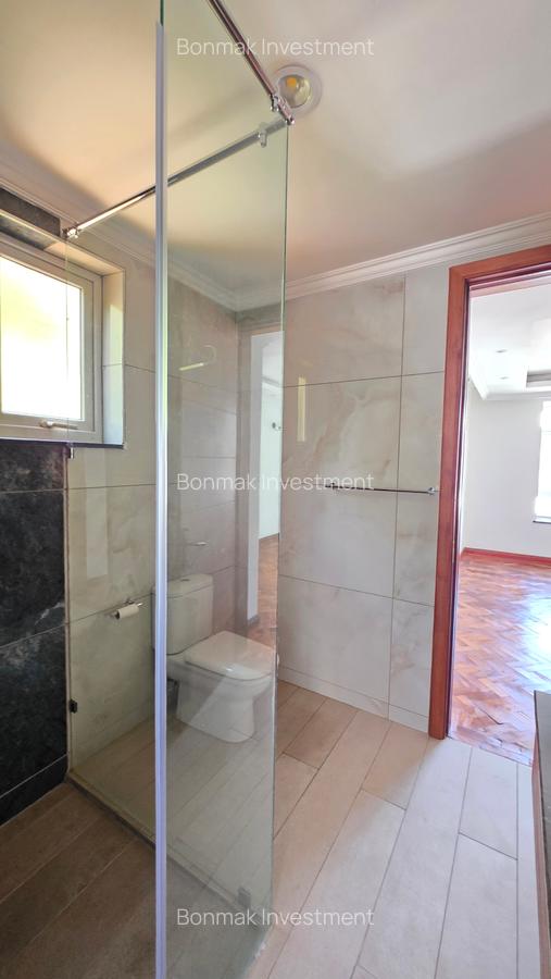 5 Bed Townhouse with En Suite at Chalbi Drive - 15