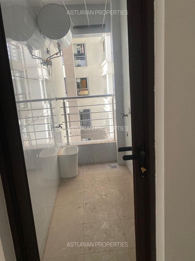 2 Bed Apartment with En Suite in Riverside - 3