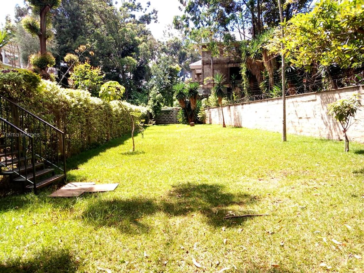 4 Bed Townhouse with En Suite at Westlands - 11