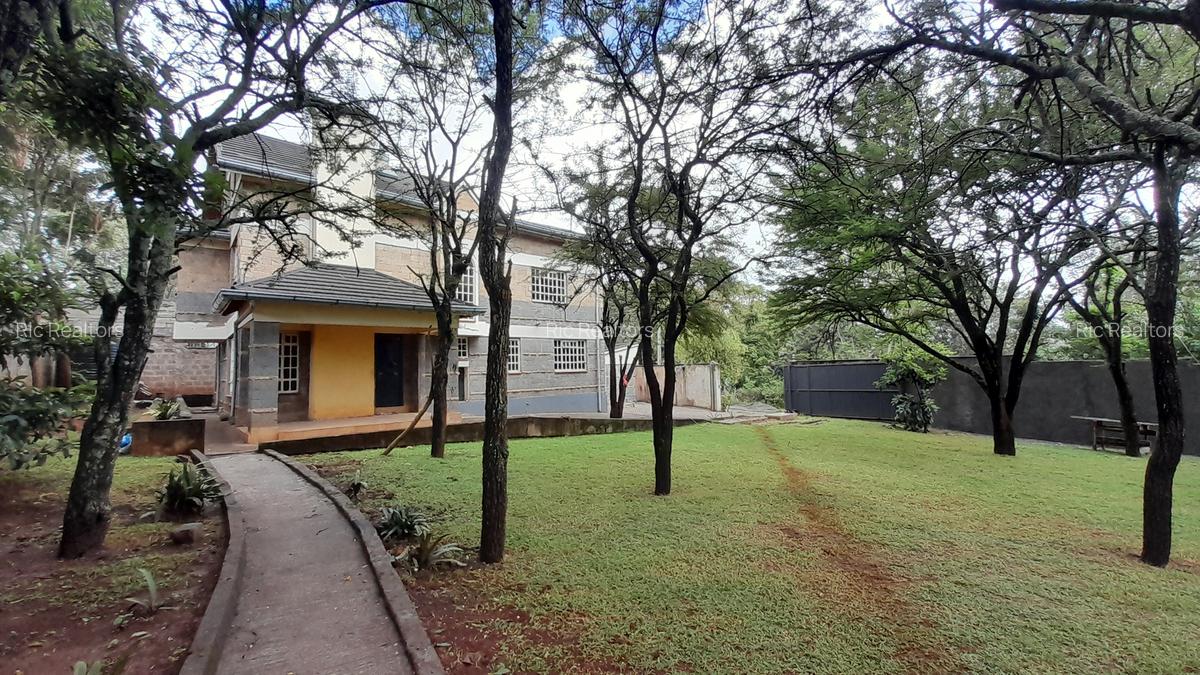 4 Bed House with En Suite at Rimpa - Road - 3