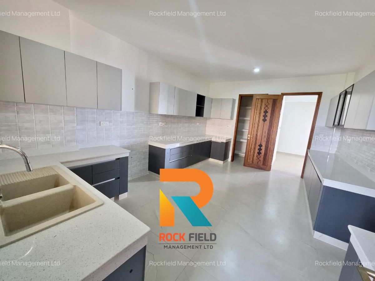 3 Bed Apartment with En Suite in Nyali Area - 6