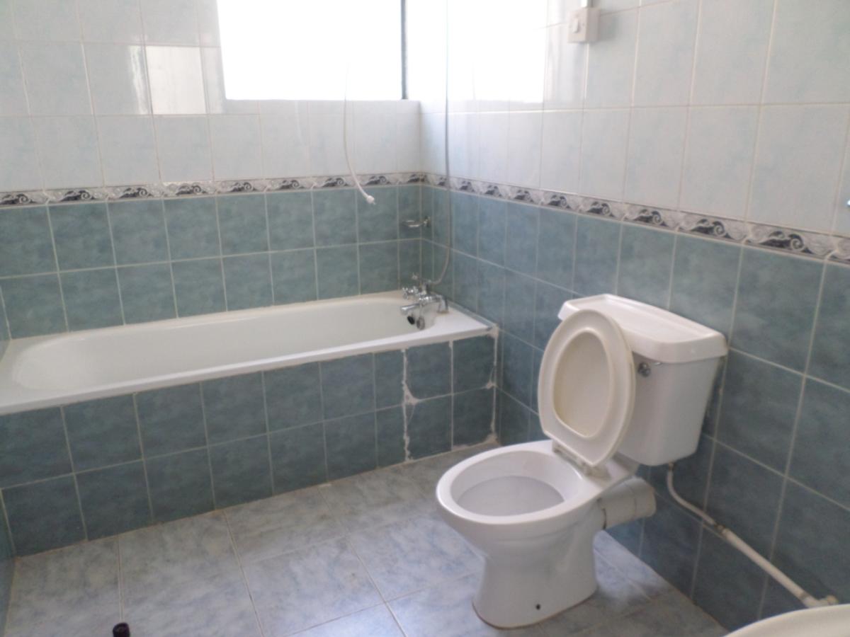 3 Bed Apartment with En Suite at Kilimani - 9