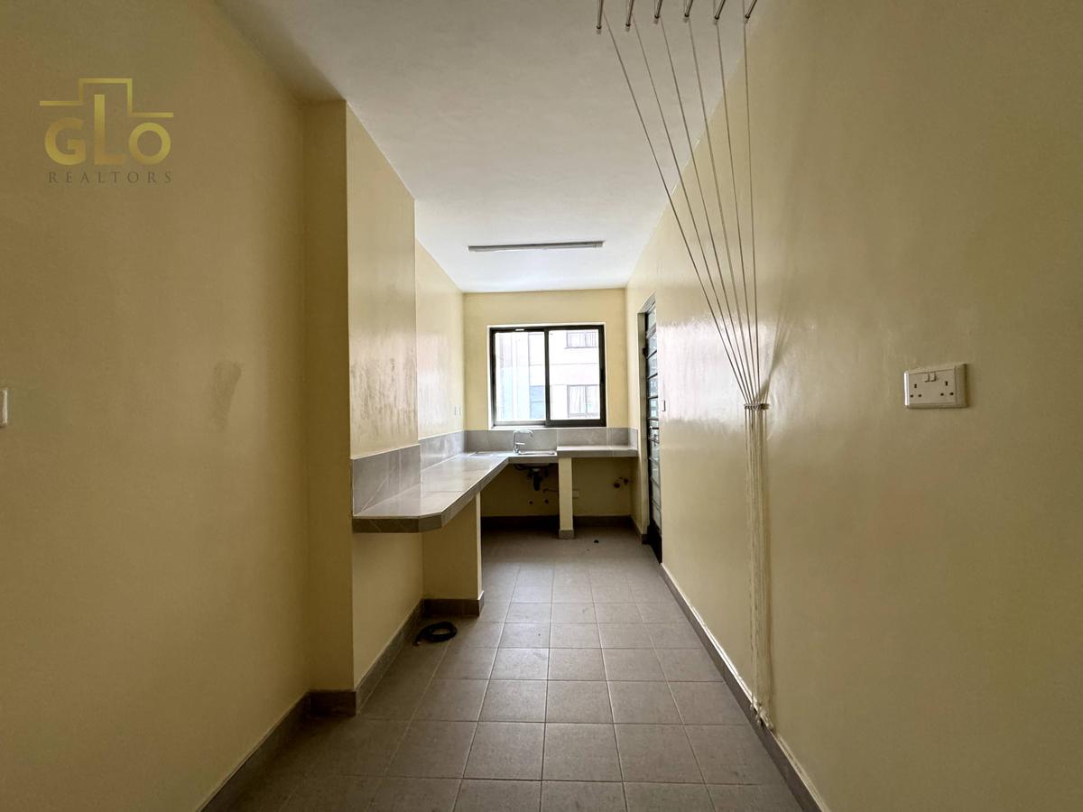 2 Bed Apartment with En Suite in General Mathenge - 10